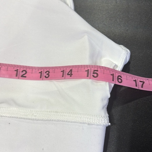 Activ8 Performance Crossback Keyhole athletic,removable pads,moisture wicking - Picture 6 of 9